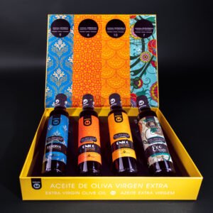 Coffret de quatre bouteilles en verre d'huile d'olives (50cl)  d'Extramadura 1ere pression à froid